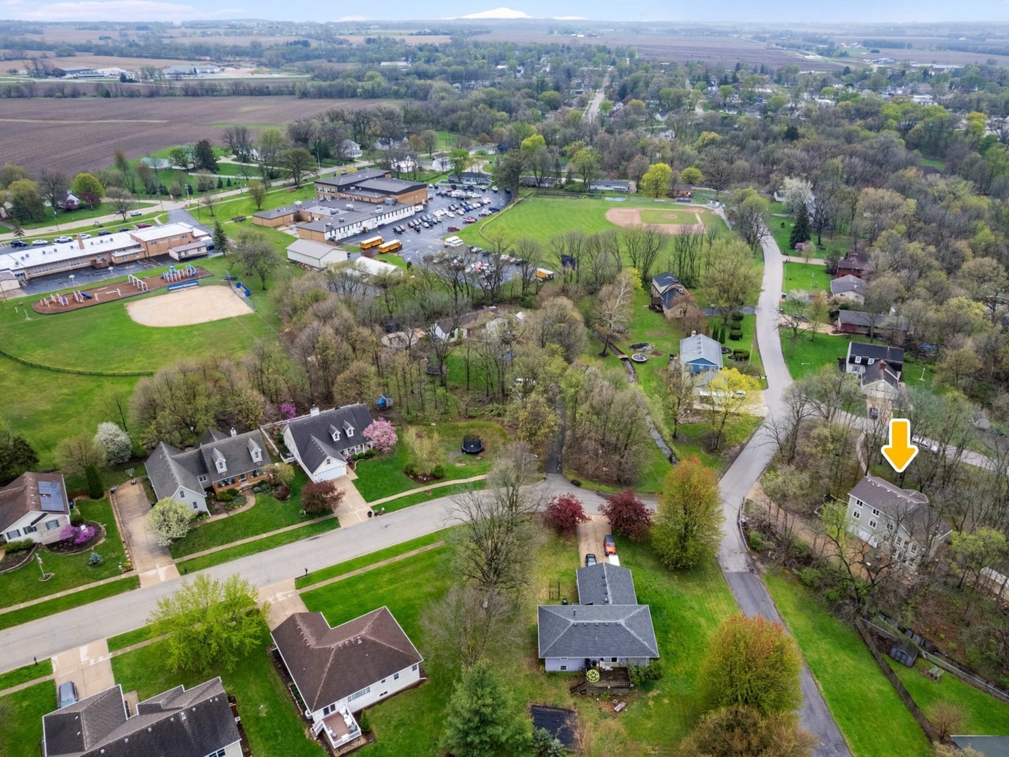 3 Oak Ridge Drive, Newark, IL 60541