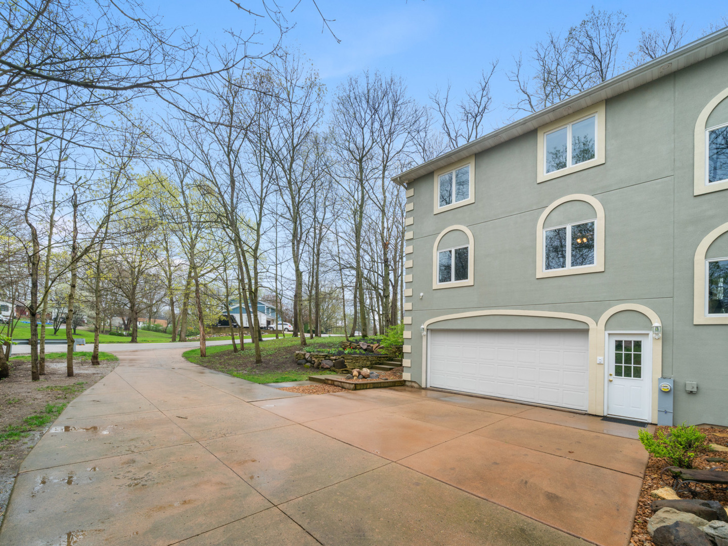 3 Oak Ridge Drive, Newark, IL 60541