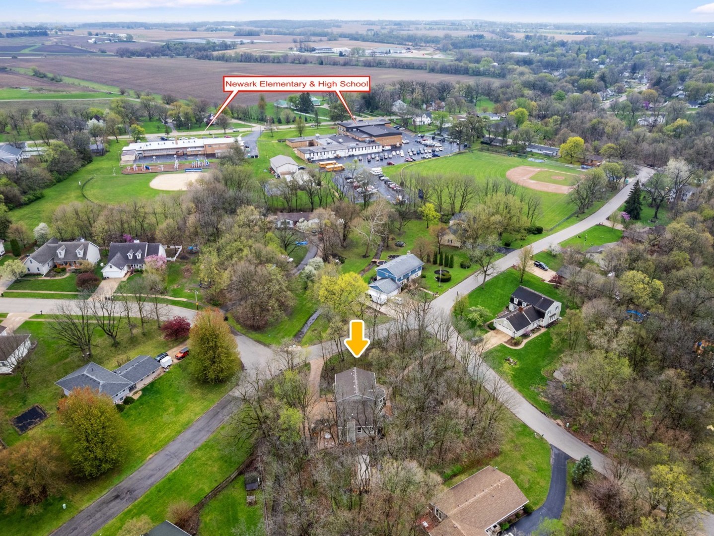 3 Oak Ridge Drive, Newark, IL 60541