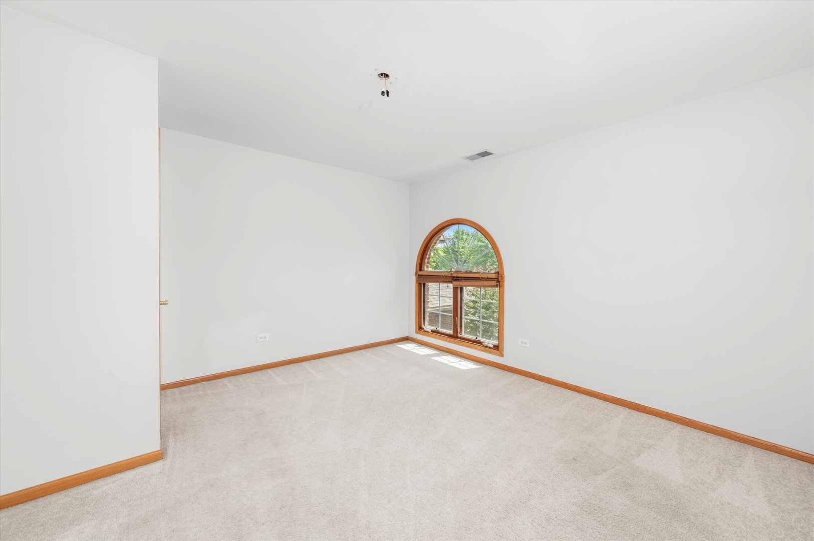 7124 168th Street, Tinley Park, IL 60477