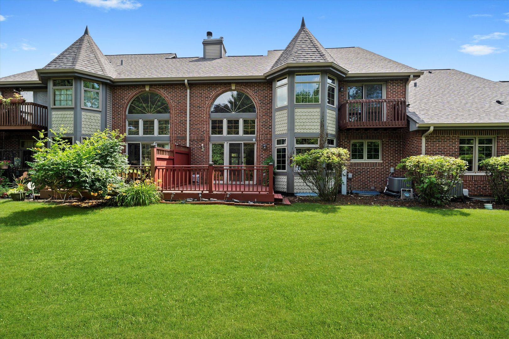 7124 168th Street, Tinley Park, IL 60477