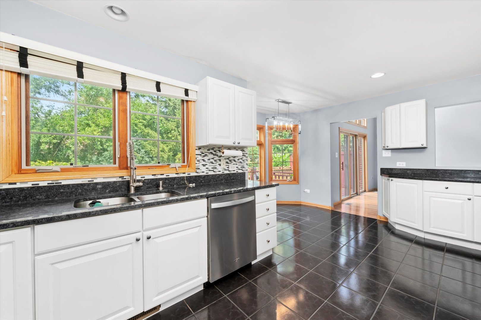 7124 168th Street, Tinley Park, IL 60477