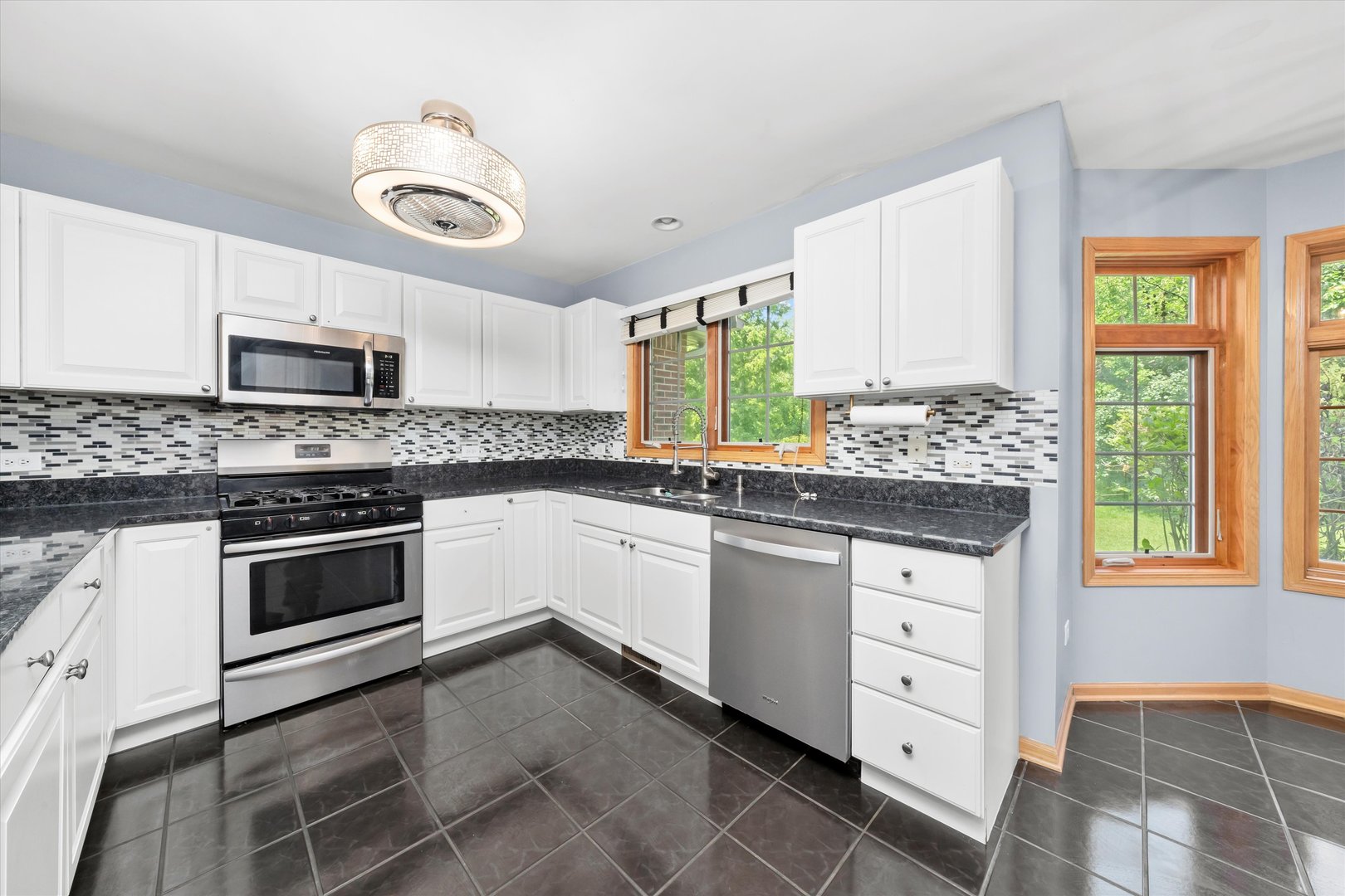 7124 168th Street, Tinley Park, IL 60477