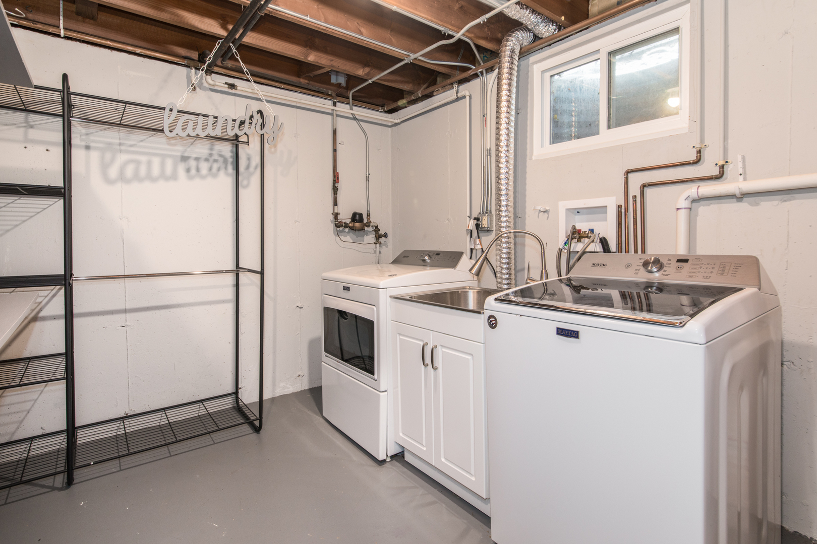 101 N Pine Street, Mount Prospect, IL 60056