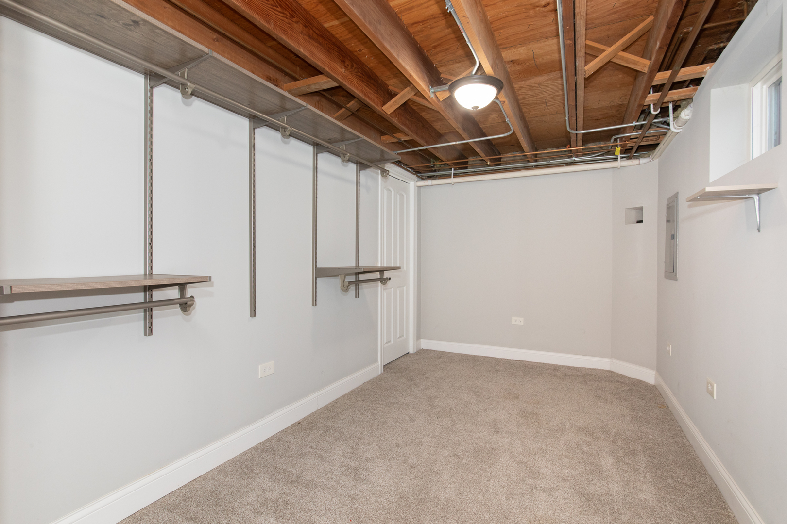 101 N Pine Street, Mount Prospect, IL 60056