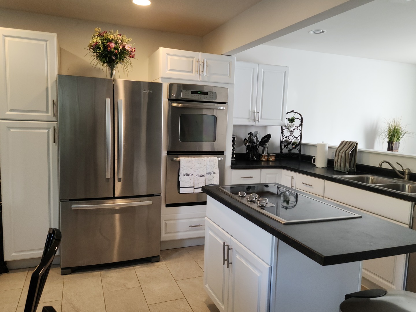 2412 DURNESS Court, Crest Hill, IL 60403