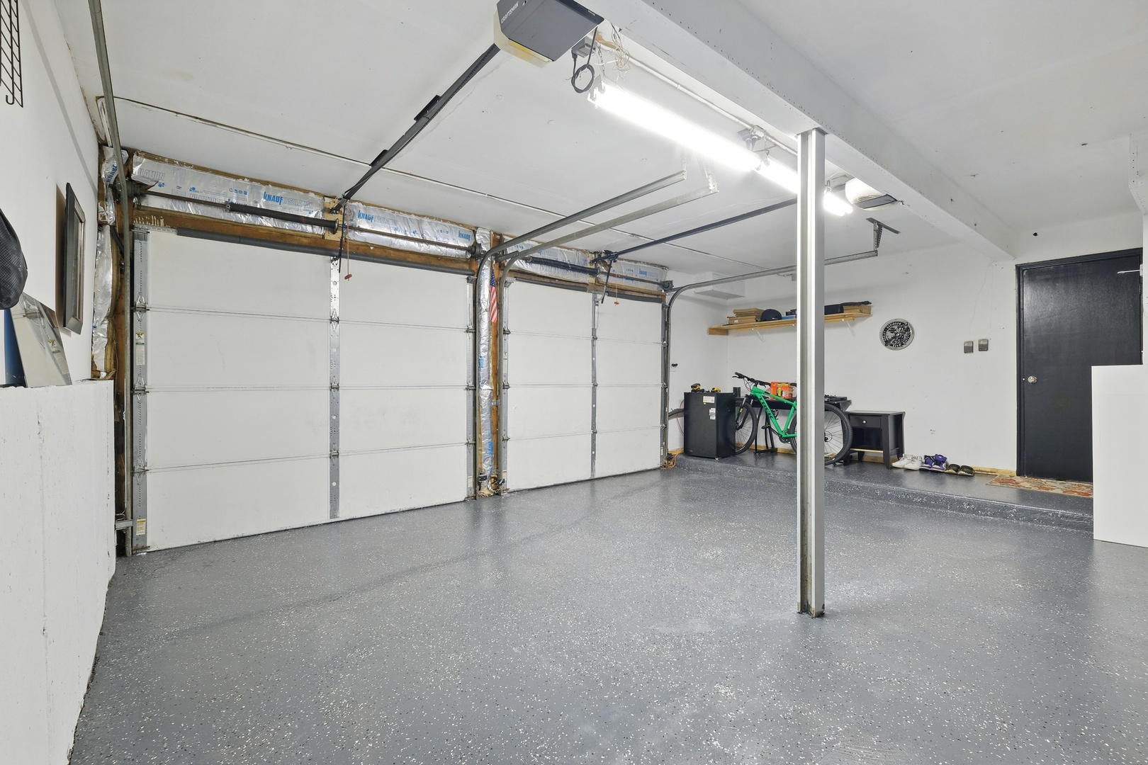 565 COTTONWOOD Circle, Bolingbrook, IL 60440