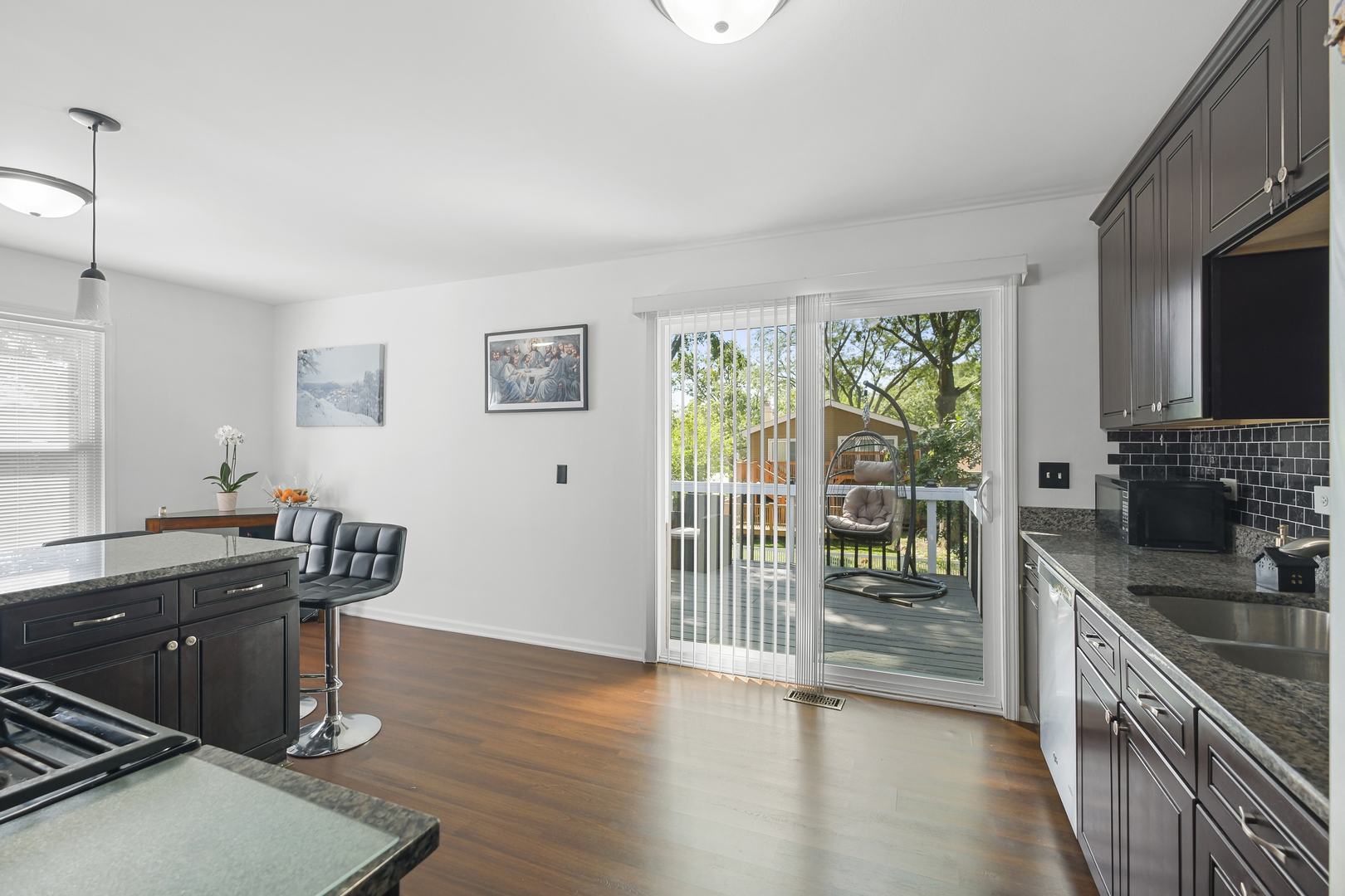 565 COTTONWOOD Circle, Bolingbrook, IL 60440