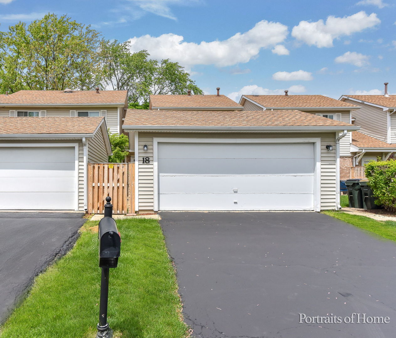 18 Woodsorrel Place, Woodridge, IL 60517