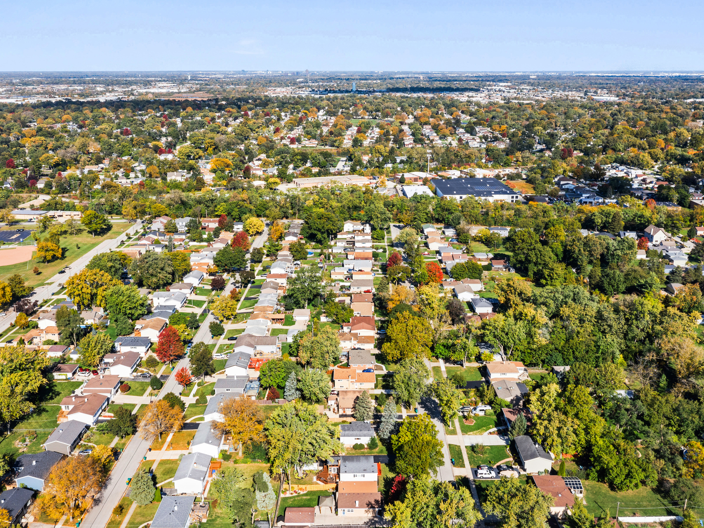 82 S Lodge Lane, Lombard, IL 60148