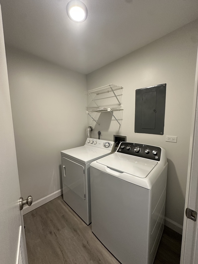 131 E Winchester Road #A, Libertyville, IL 60048