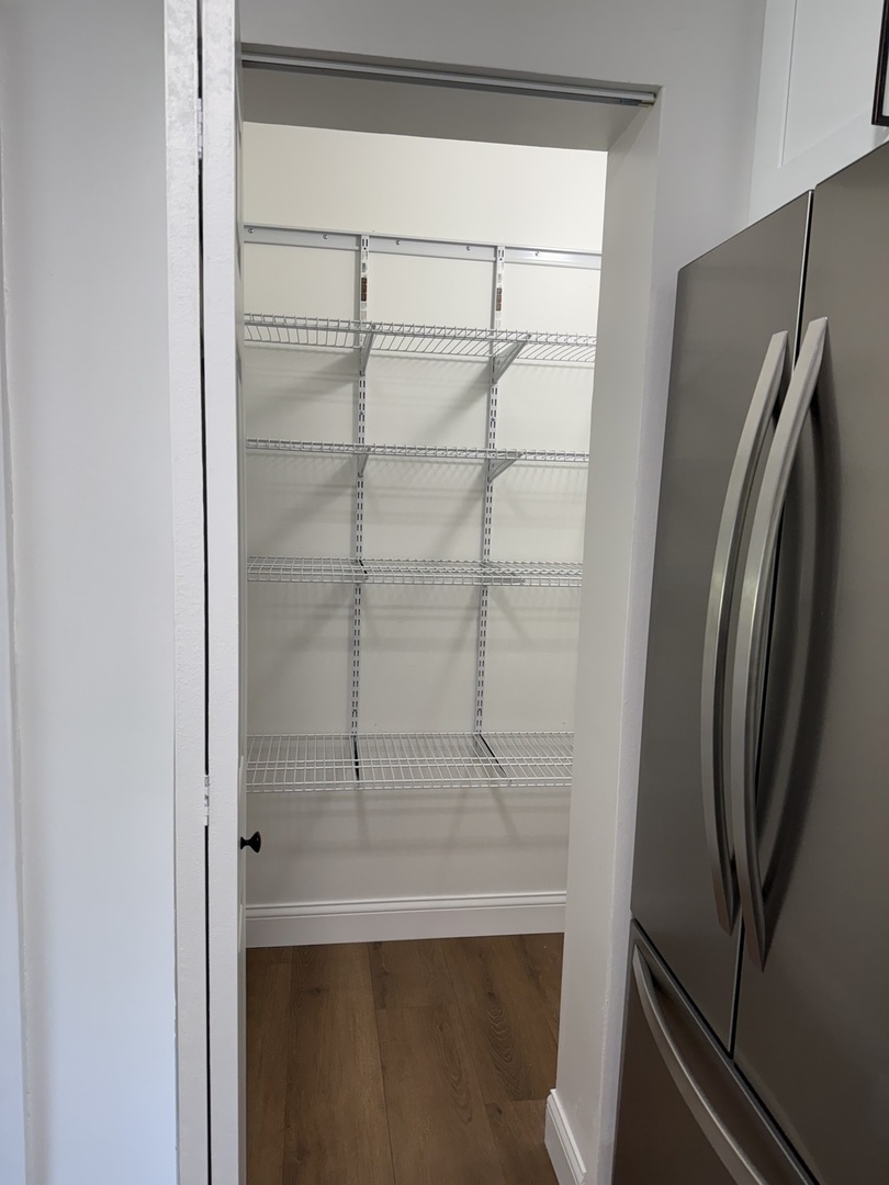 201 E Janata Boulevard #1A, Lombard, IL 60148