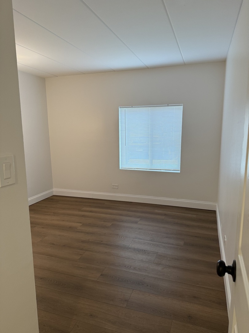 201 E Janata Boulevard #1A, Lombard, IL 60148