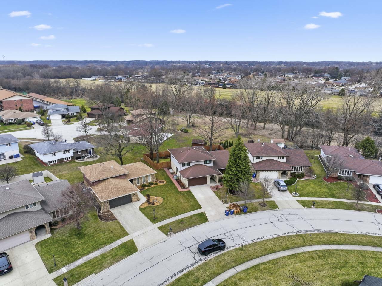 10912 Circle Drive, Palos Hills, IL 60465