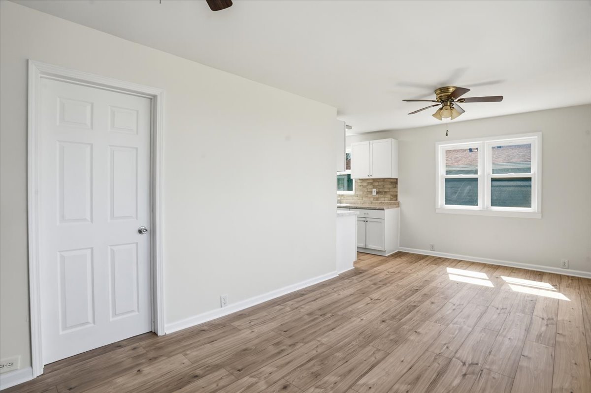 Round Lake Park, IL 60073