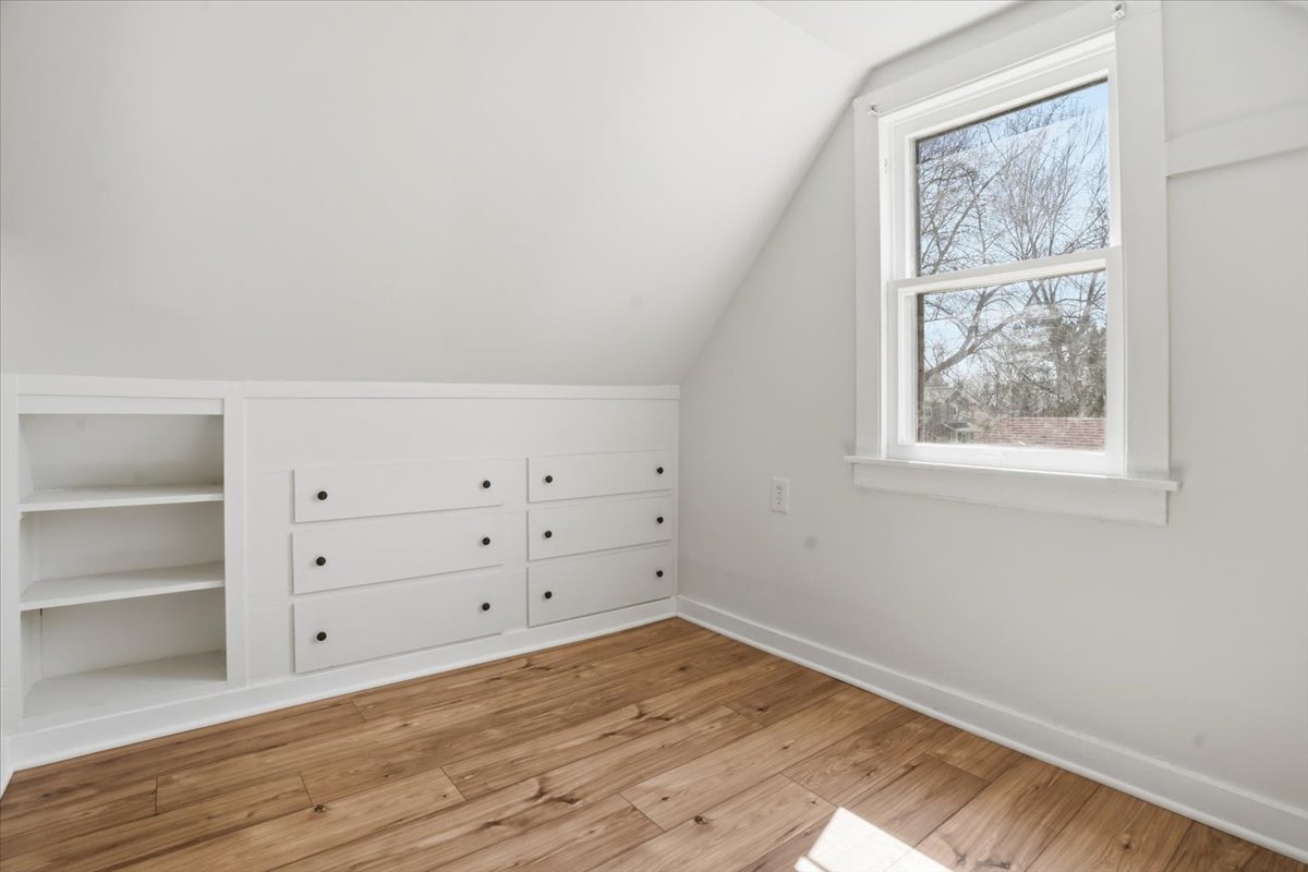 Round Lake Park, IL 60073