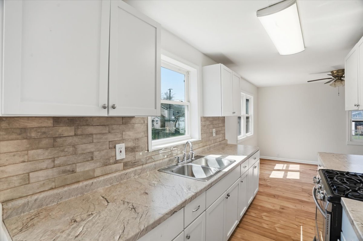 Round Lake Park, IL 60073