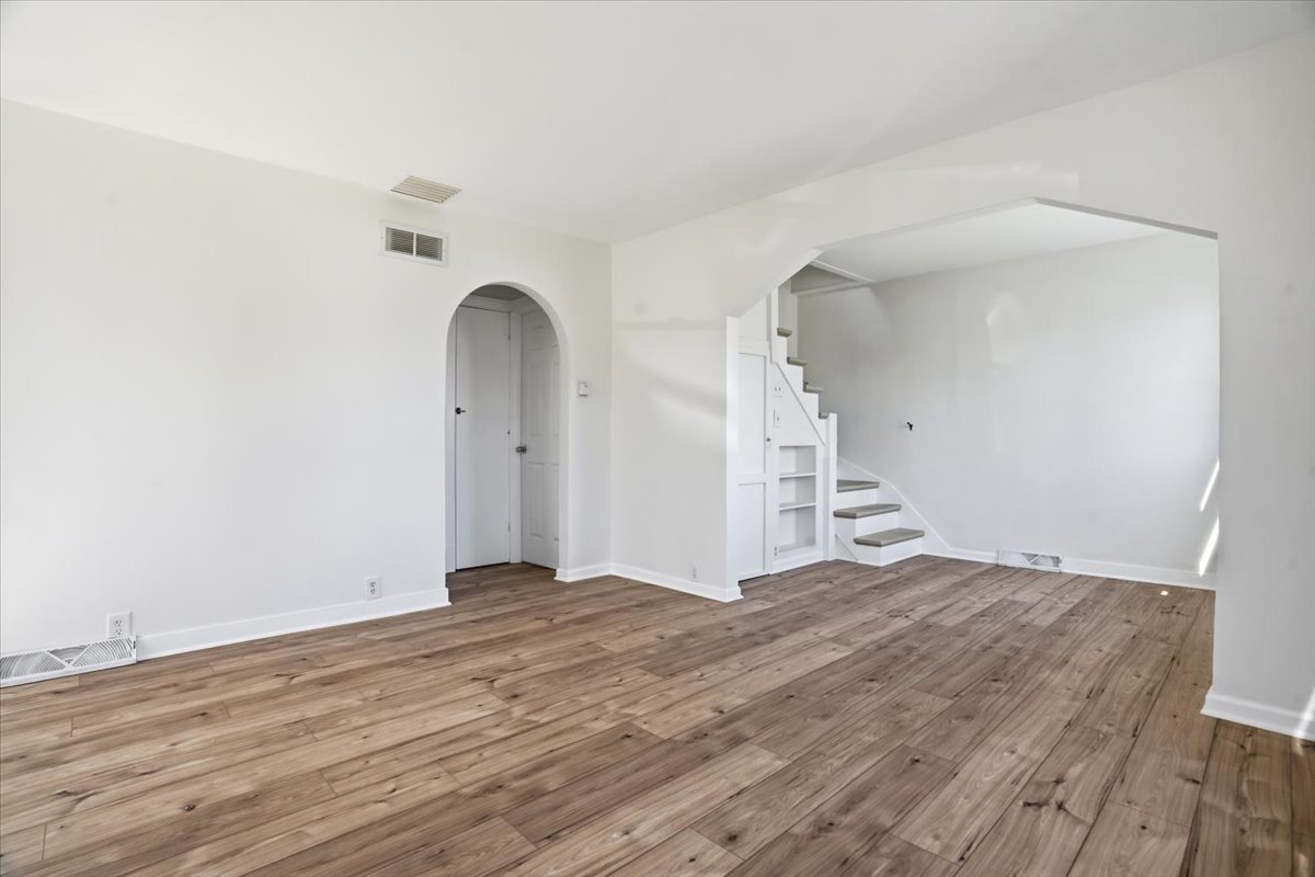 Round Lake Park, IL 60073