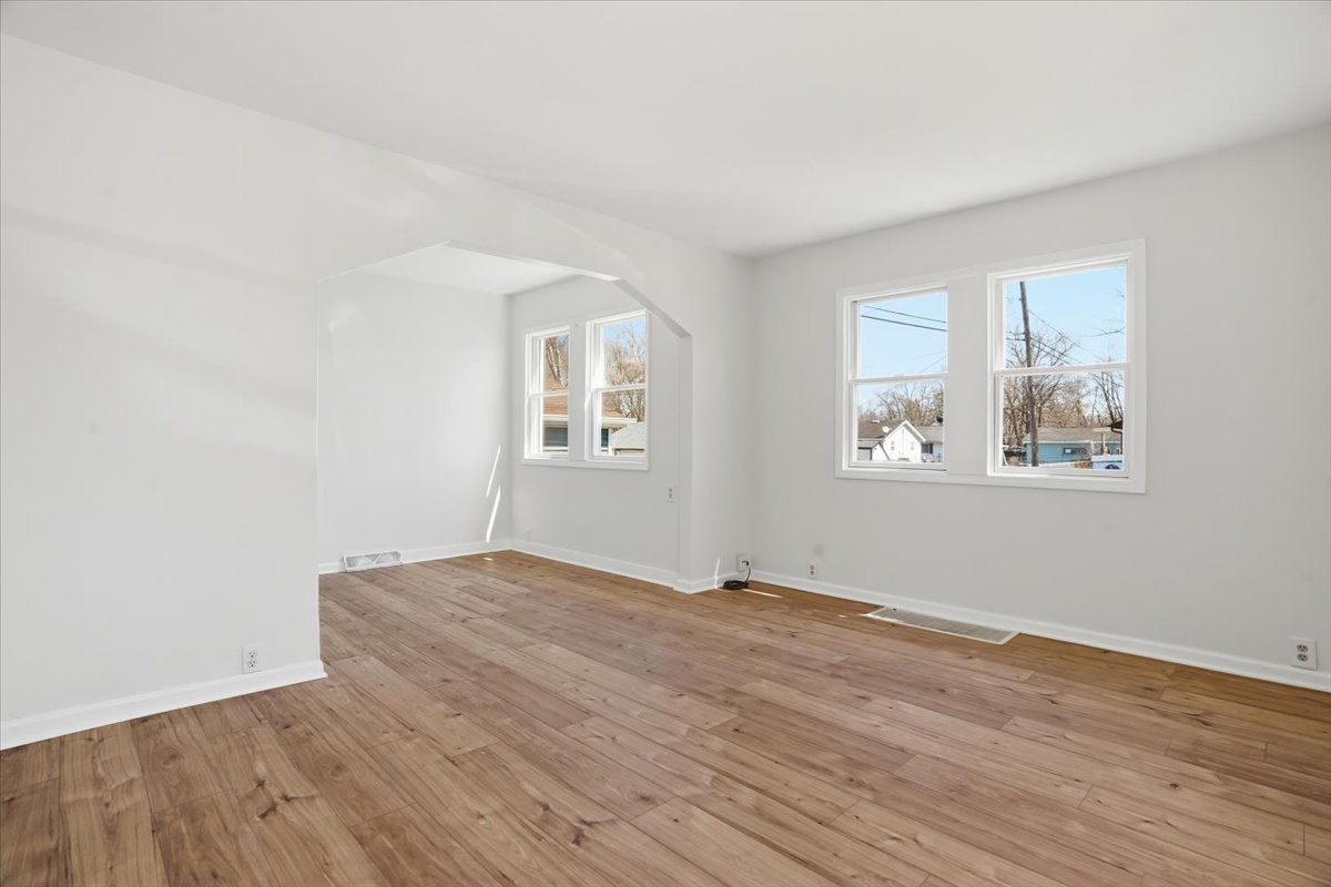 Round Lake Park, IL 60073