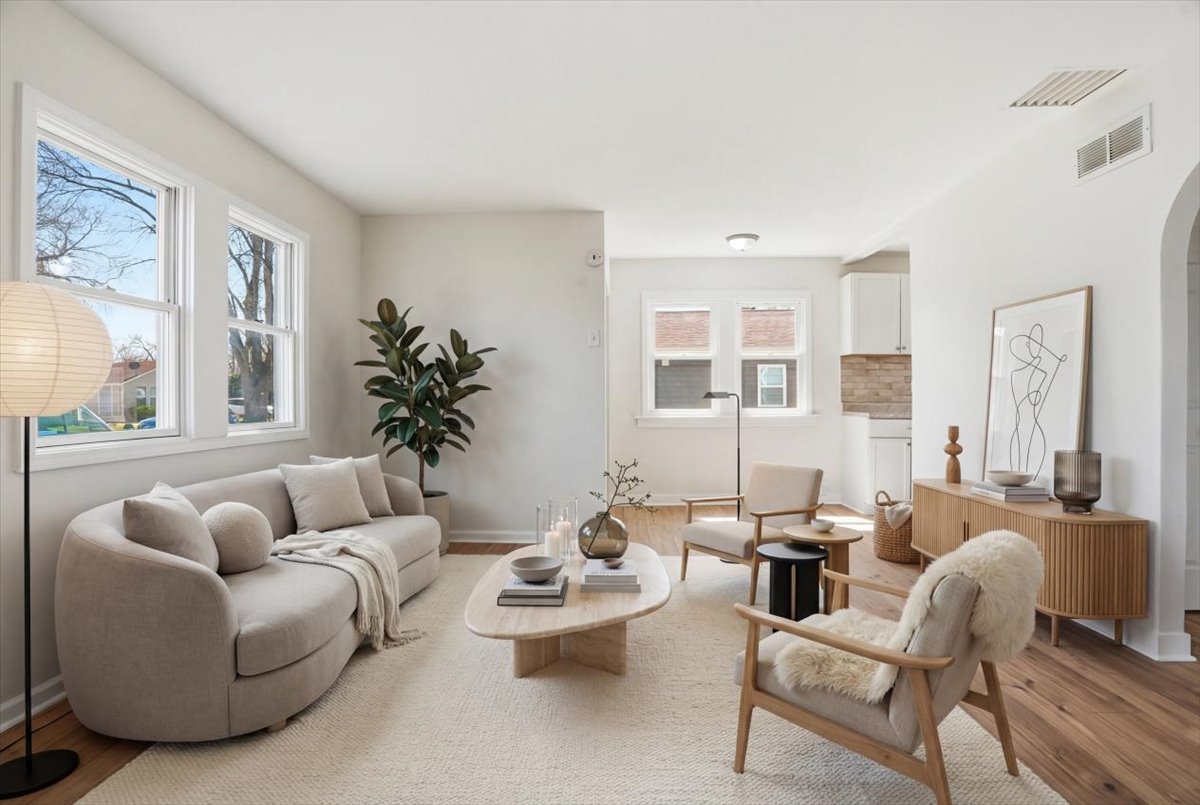 Round Lake Park, IL 60073