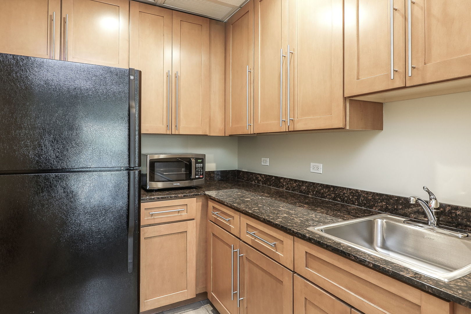 6420 Double Eagle Drive #610, Woodridge, IL 60517