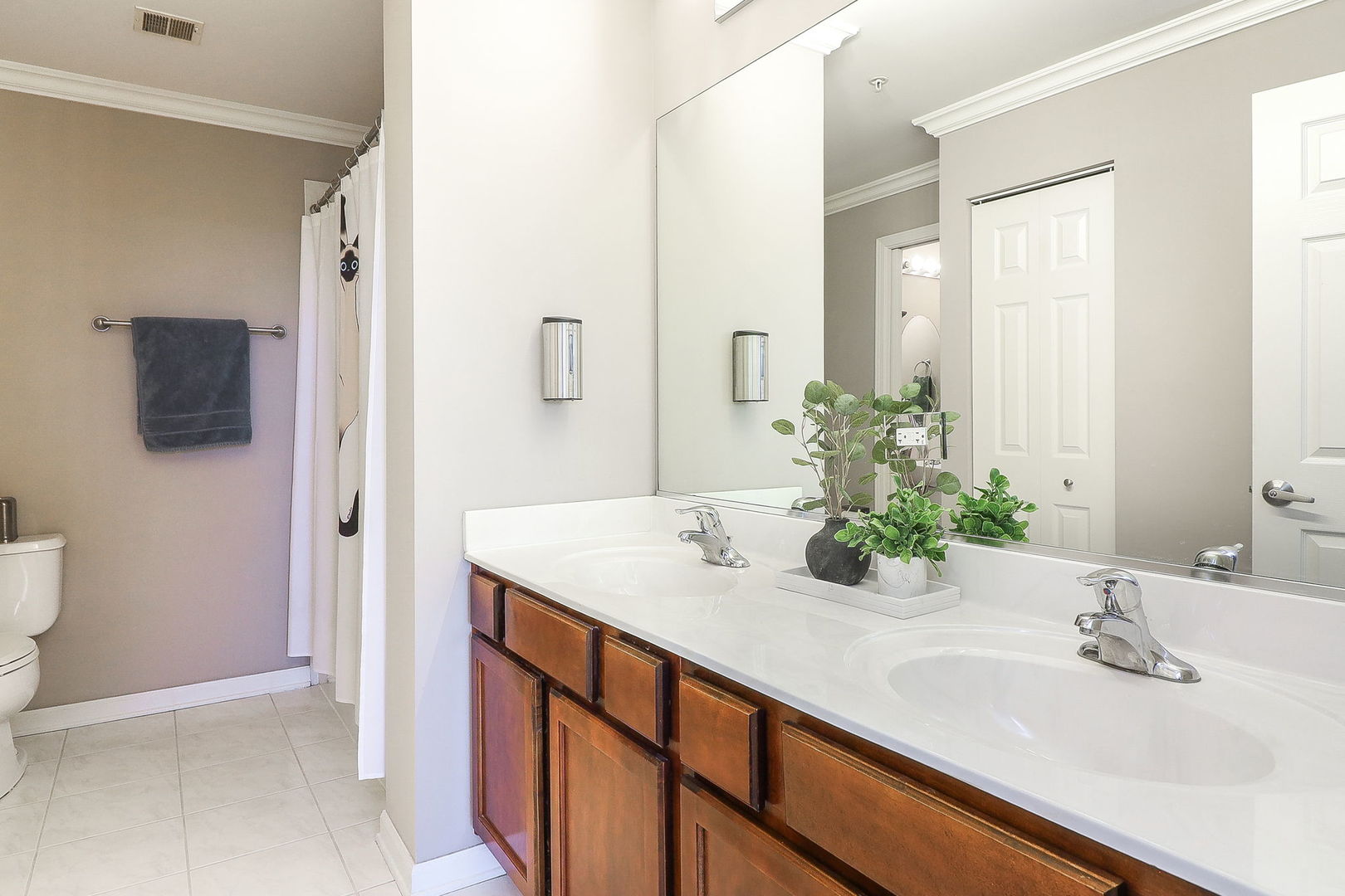 6420 Double Eagle Drive #610, Woodridge, IL 60517