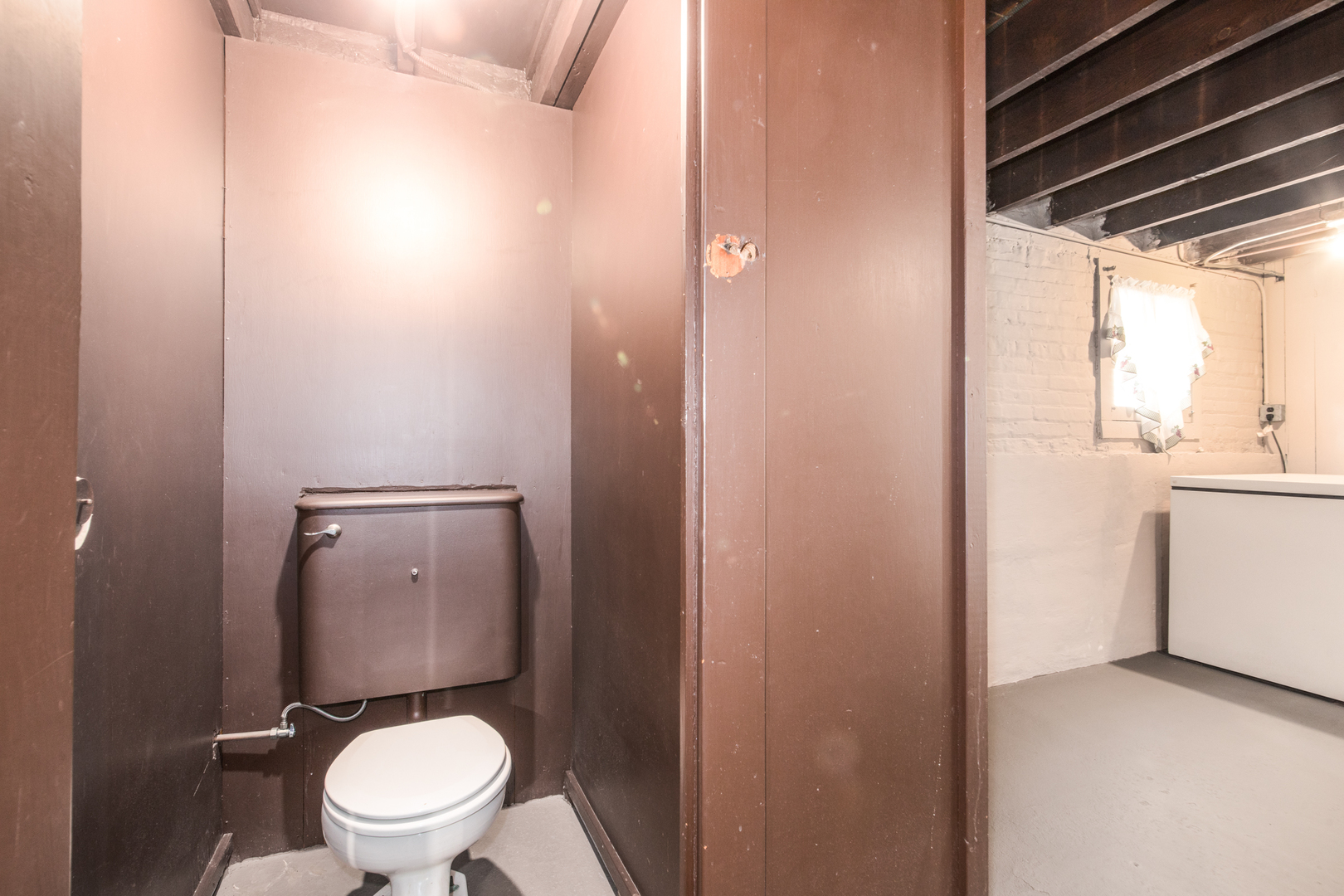 4910 W Newport Avenue, Chicago, IL 60641