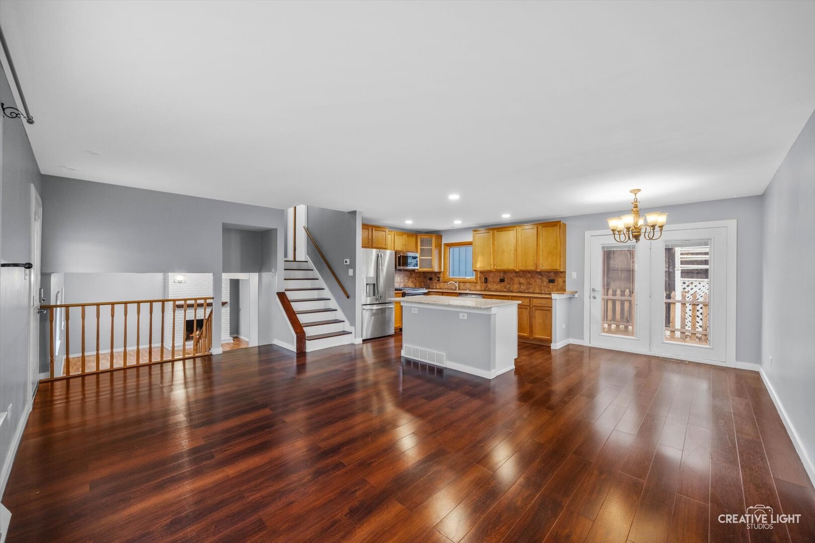 818 Pleasant Avenue, Glen Ellyn, IL 60137