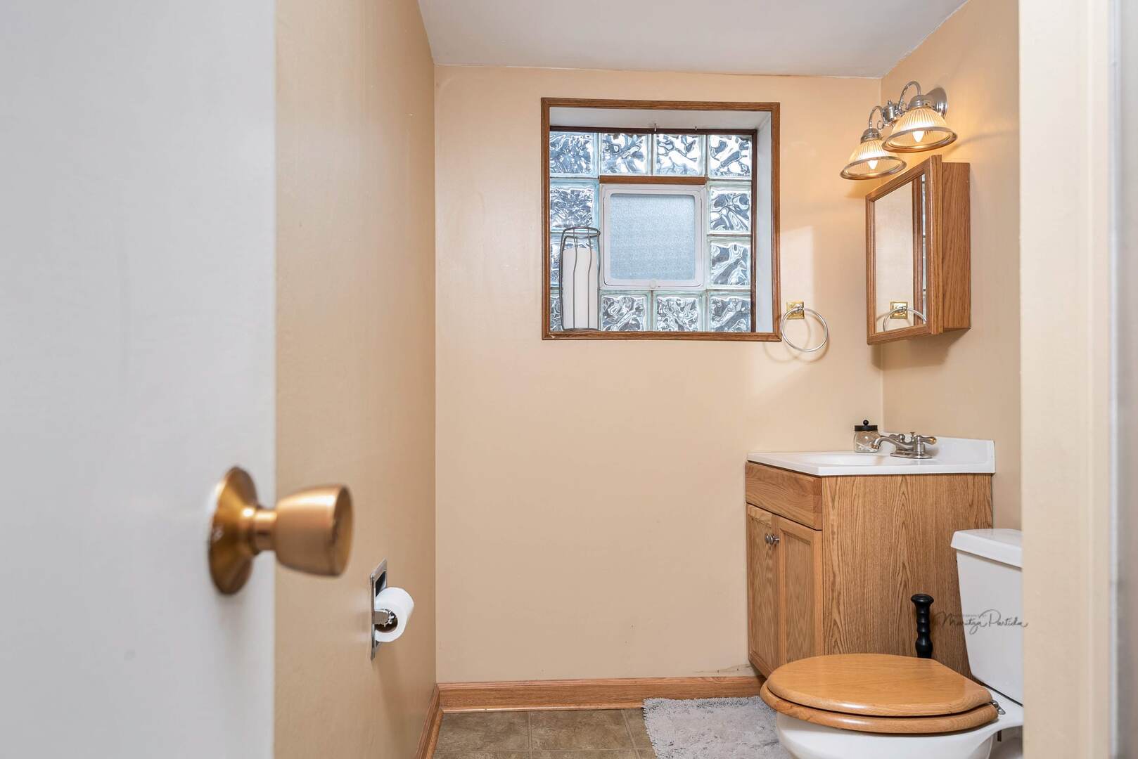 818 Pleasant Avenue, Glen Ellyn, IL 60137