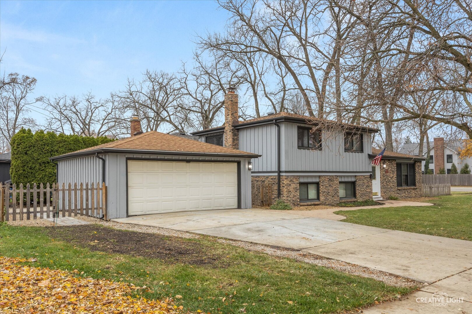 818 Pleasant Avenue, Glen Ellyn, IL 60137