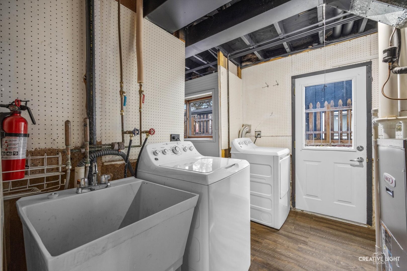 818 Pleasant Avenue, Glen Ellyn, IL 60137