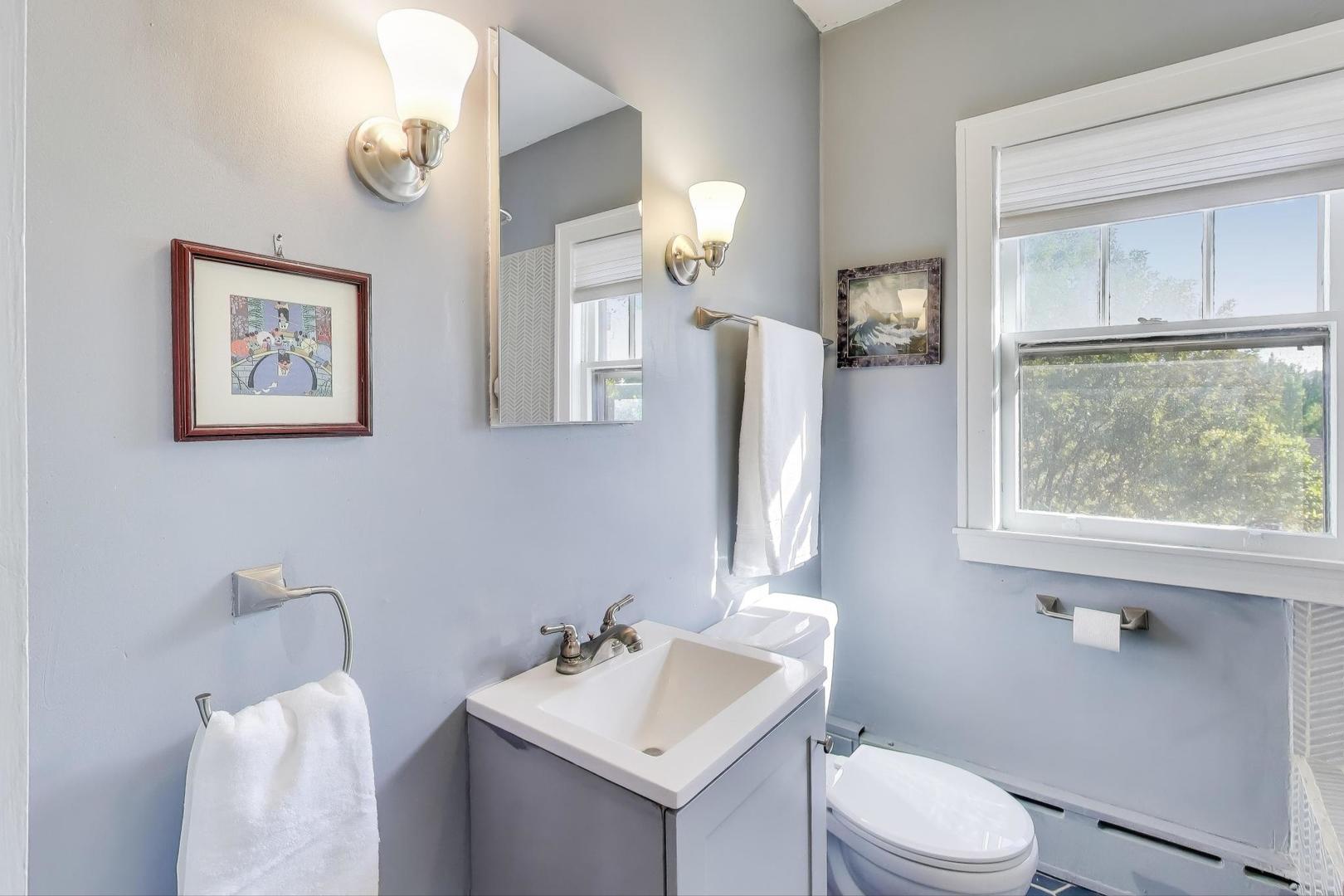 600 S Greenwood Avenue, Park Ridge, IL 60068