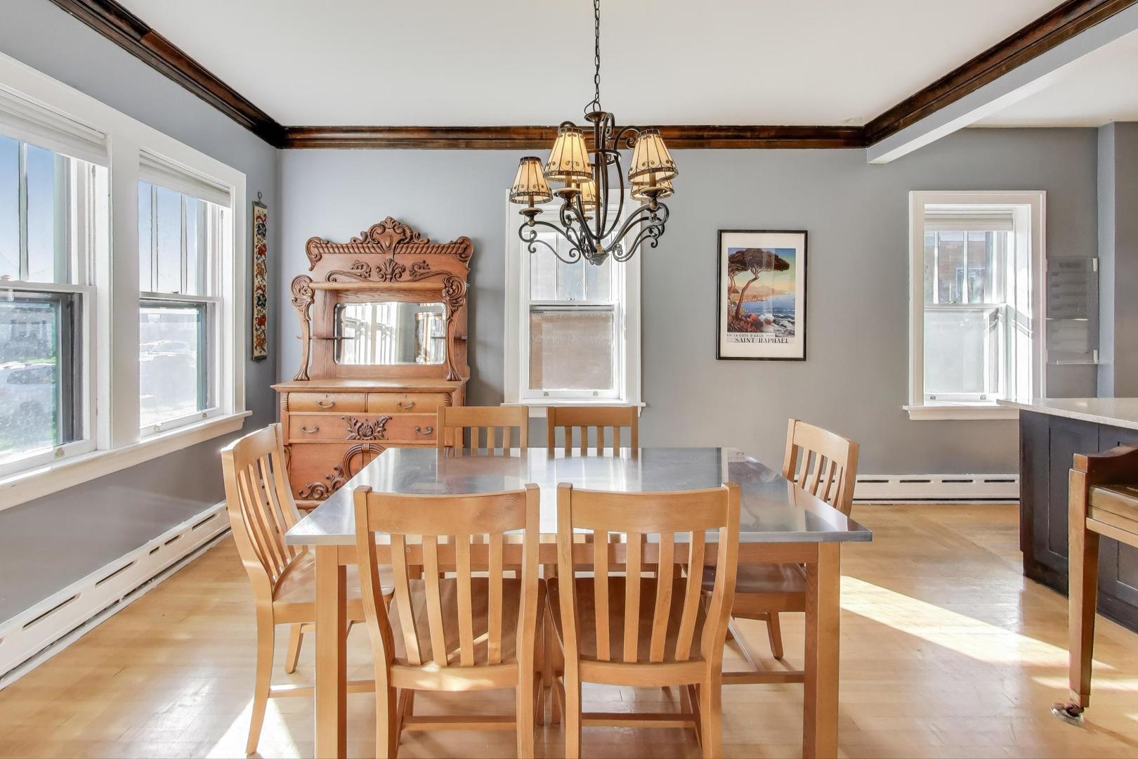 600 S Greenwood Avenue, Park Ridge, IL 60068