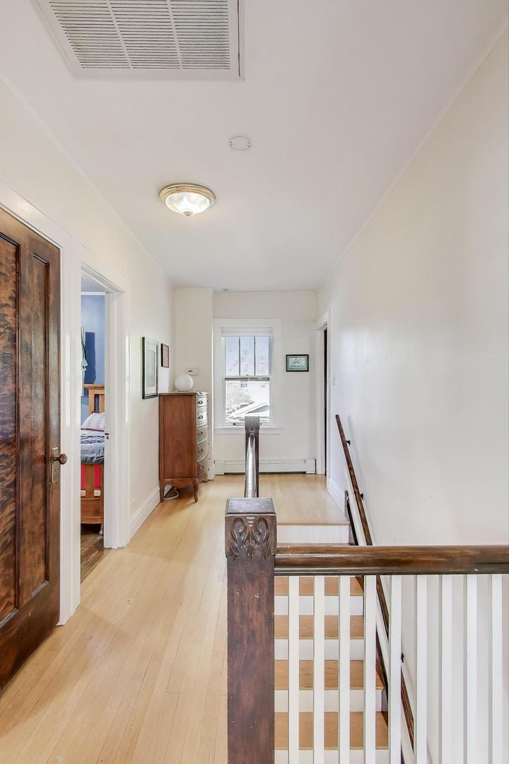 600 S Greenwood Avenue, Park Ridge, IL 60068