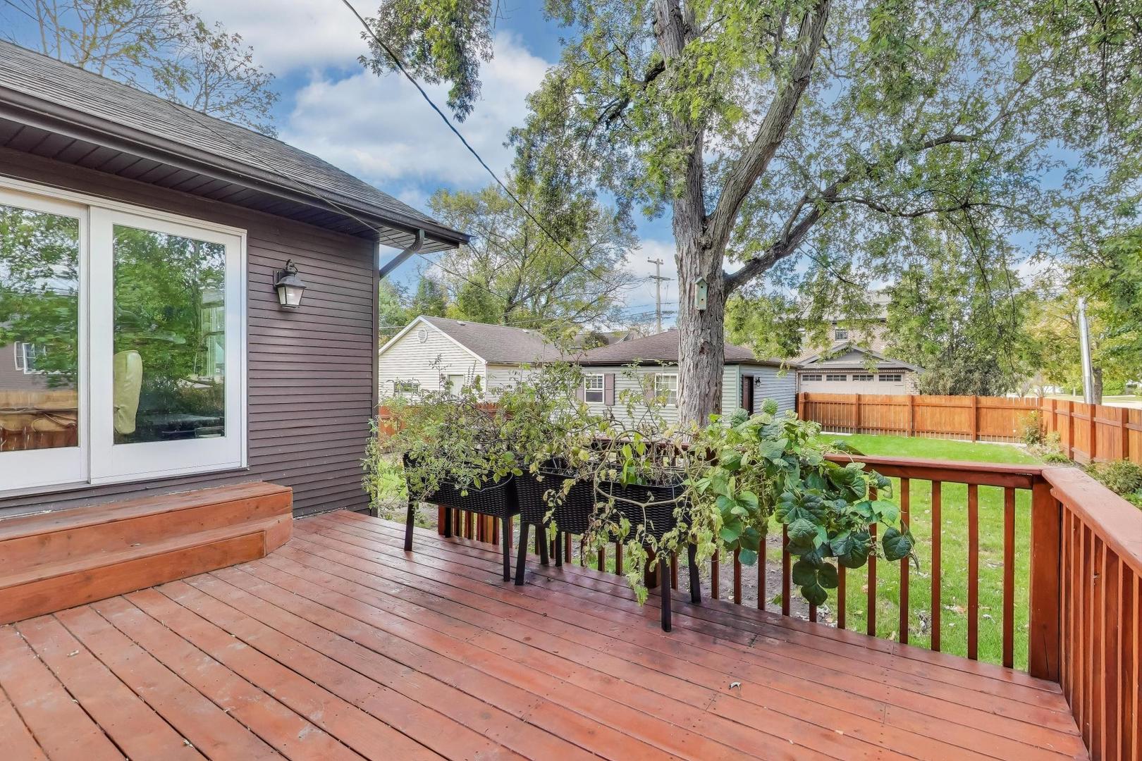 600 S Greenwood Avenue, Park Ridge, IL 60068