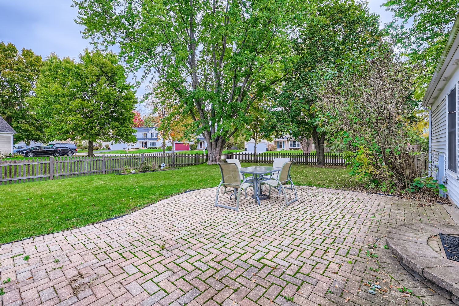 2160 Cumberland Parkway, Algonquin, IL 60102