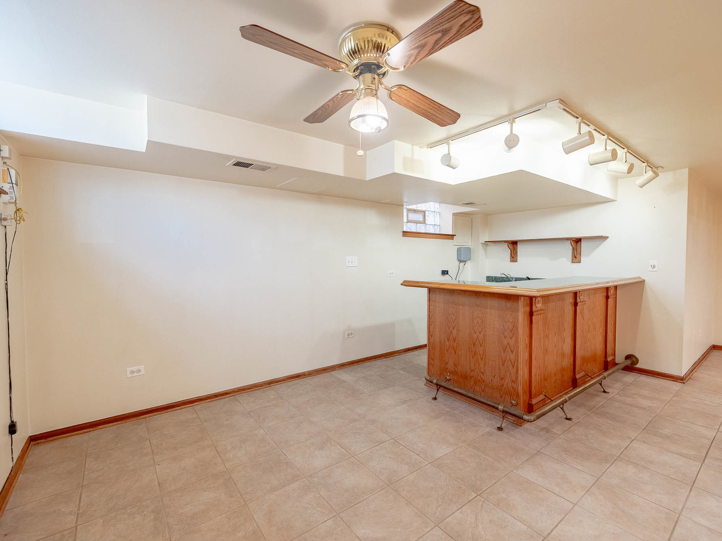 8534 S Kilpatrick Avenue, Chicago, IL 60652