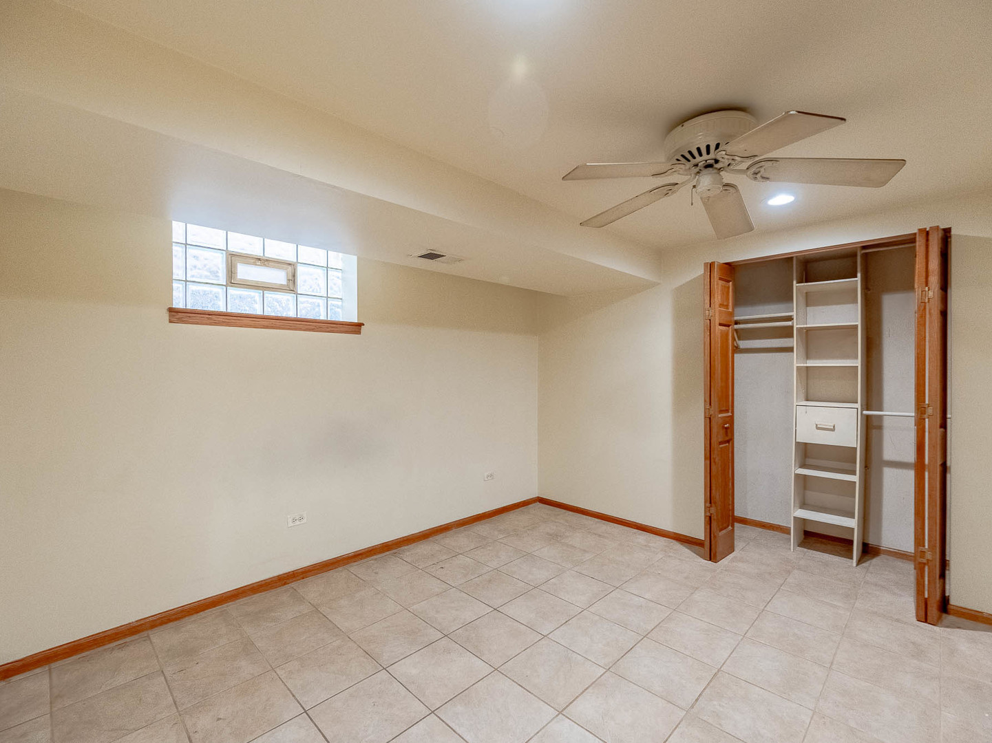 8534 S Kilpatrick Avenue, Chicago, IL 60652