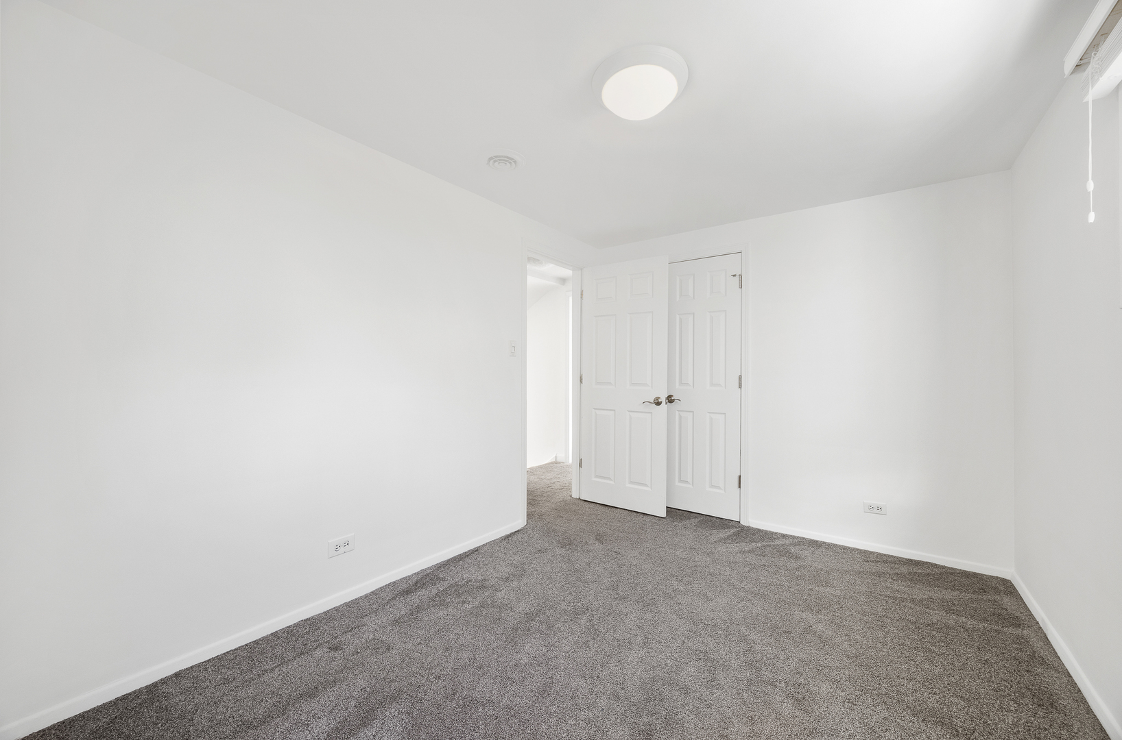 916 Grant Street, Downers Grove, IL 60515