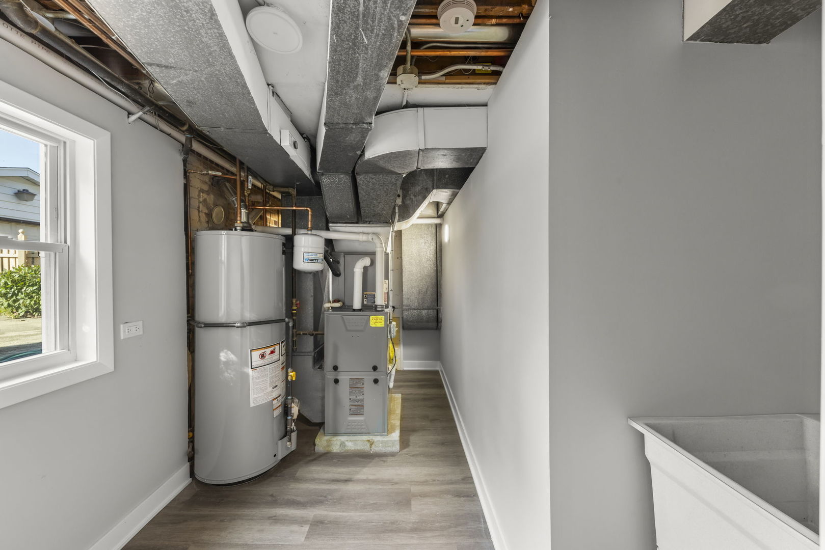 4433 W 100th Street, Oak Lawn, IL 60453