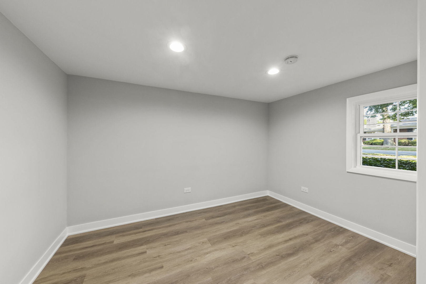 4433 W 100th Street, Oak Lawn, IL 60453