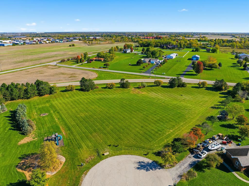 12 W Connie Court, Frankfort, IL 60423