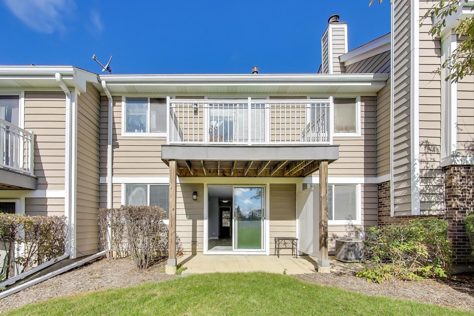 609 Hanover Court #X-1, Schaumburg, IL 60194