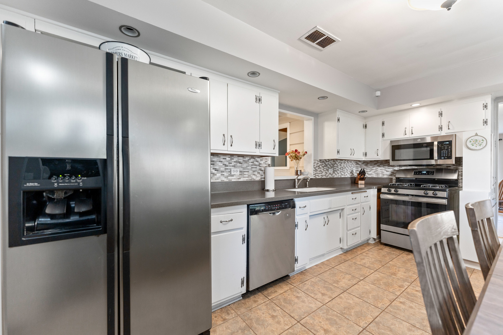 5 E Washington Street, Villa Park, IL 60181