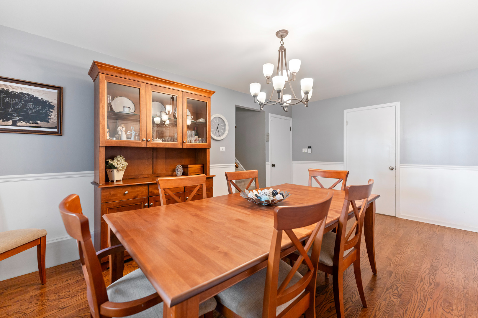 5 E Washington Street, Villa Park, IL 60181