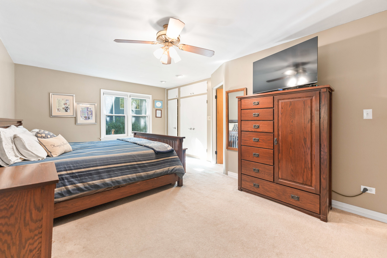 5 E Washington Street, Villa Park, IL 60181