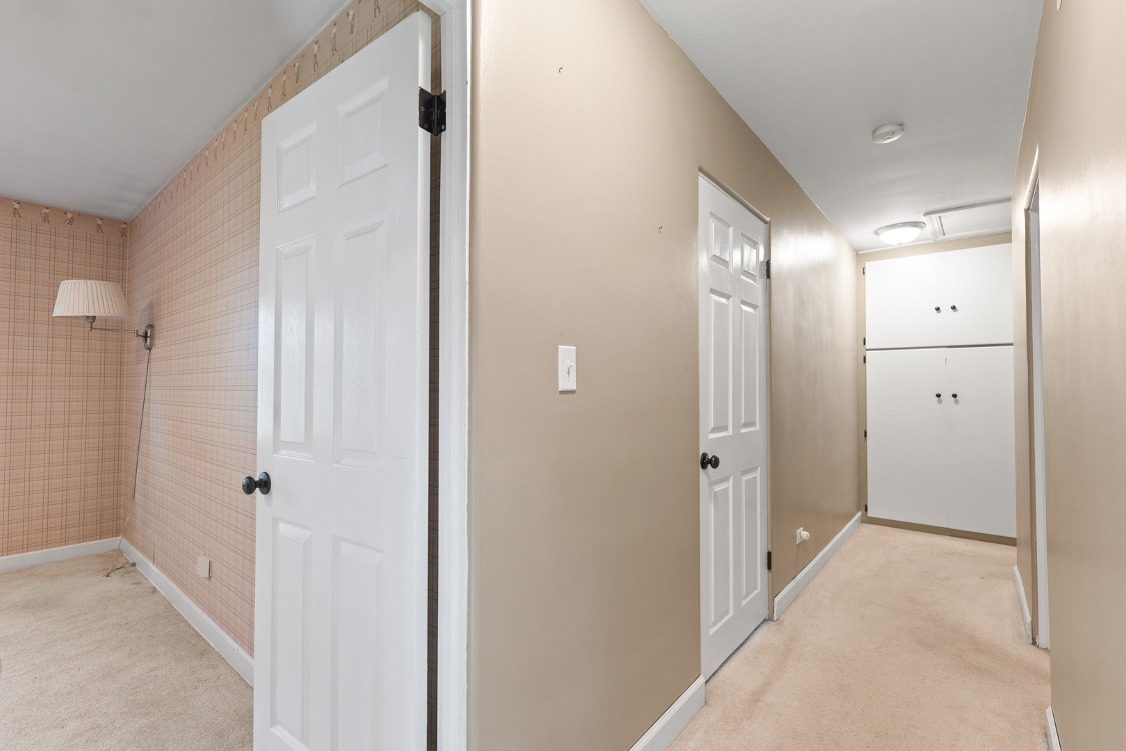 5 E Washington Street, Villa Park, IL 60181