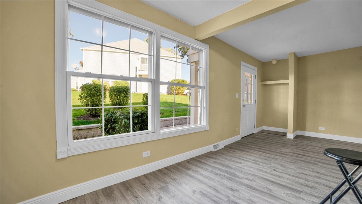 1277 Prairie Avenue #C, Glendale Heights, IL 60139