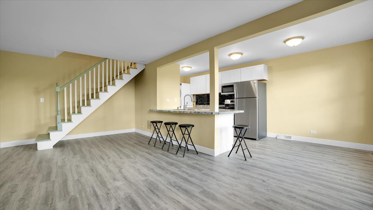 1277 Prairie Avenue #C, Glendale Heights, IL 60139