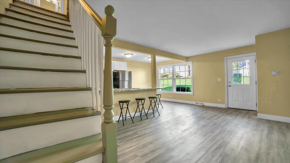 1277 Prairie Avenue #C, Glendale Heights, IL 60139